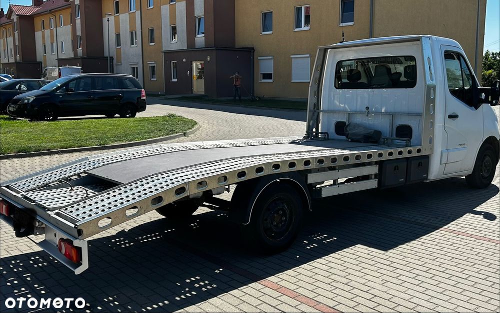 Renault Master III - 11