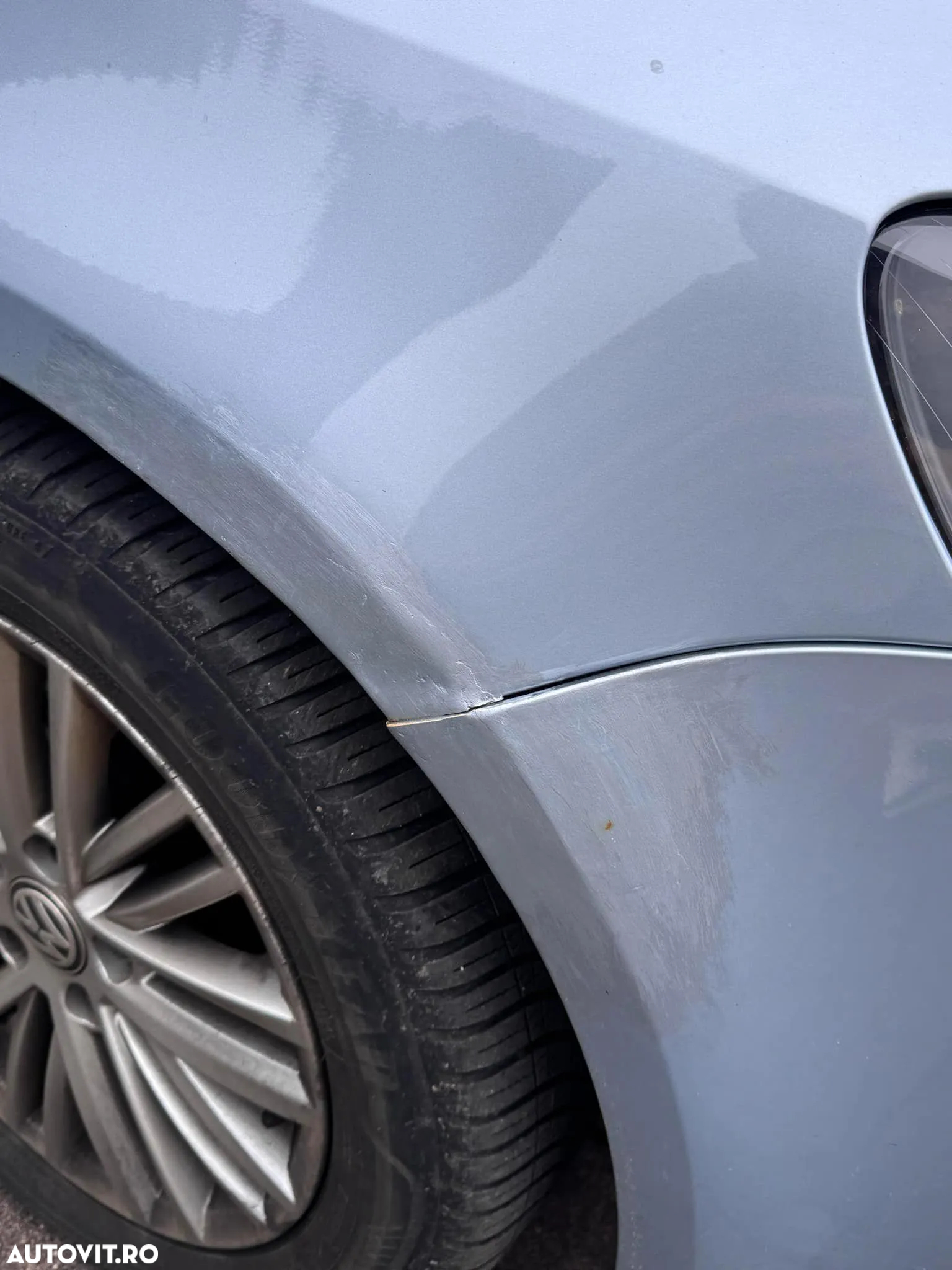 Volkswagen Golf Plus 1.9 TDI DPF Comfortline BlueMotion - 3