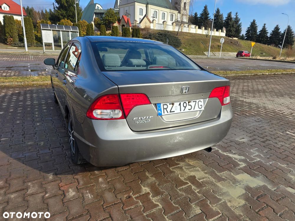 Honda Civic 1.8 Executive - 7
