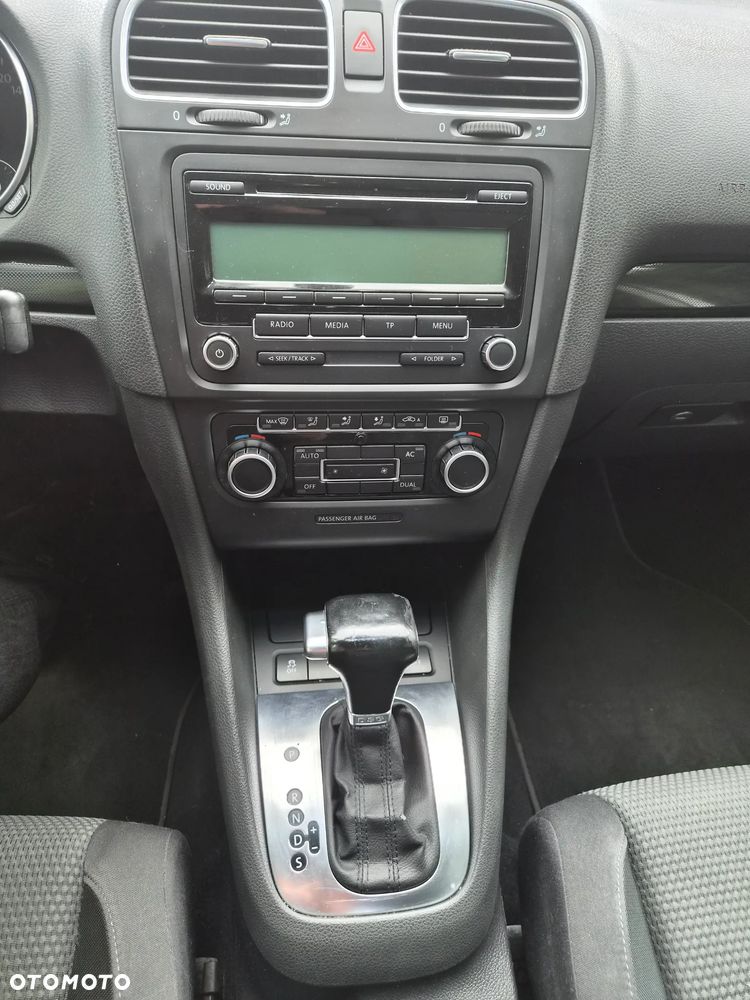 Volkswagen Golf 1.6 TDI DPF BlueMotion Technology DSG Comfortline - 14