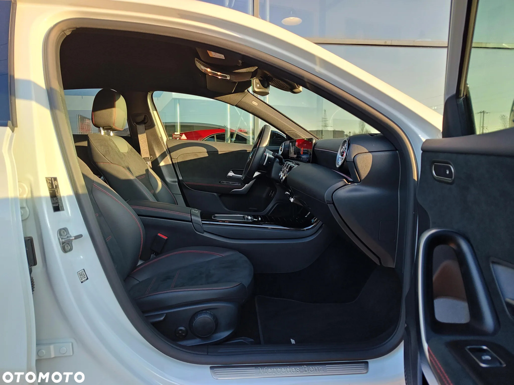 Mercedes-Benz Klasa A 250 e PHEV AMG Line 8G-DCT - 12