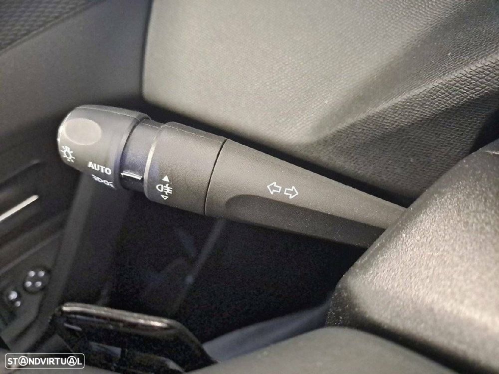 Peugeot 308 1.2 Hybrid Style e-DCS6 - 14