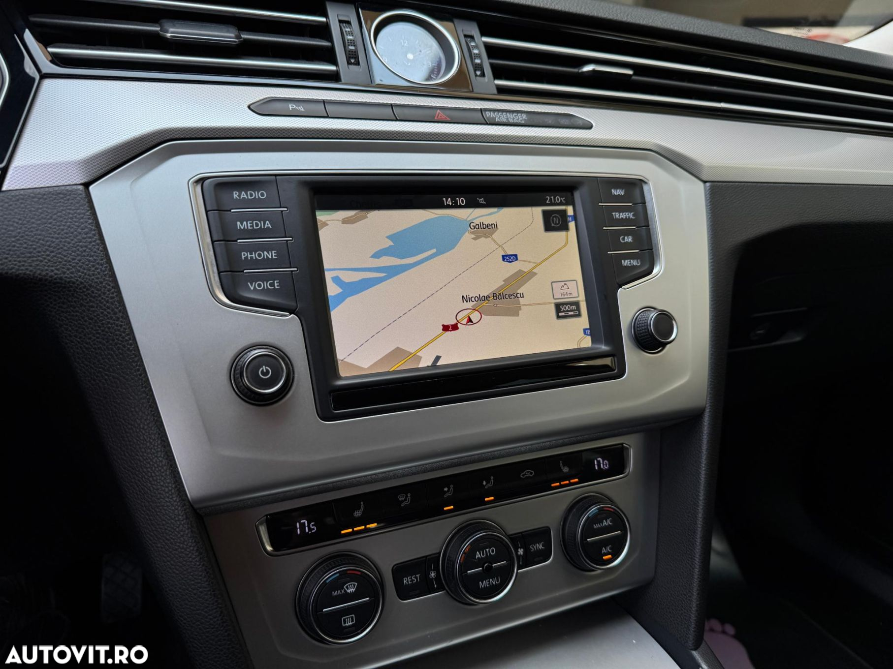 Volkswagen Passat - 10