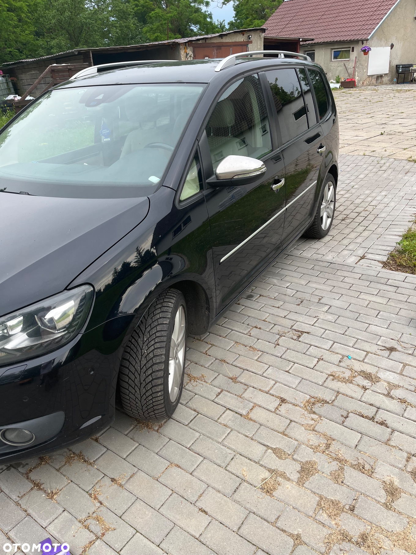 Volkswagen Touran 2.0 TDI DPF Highline DSG - 2