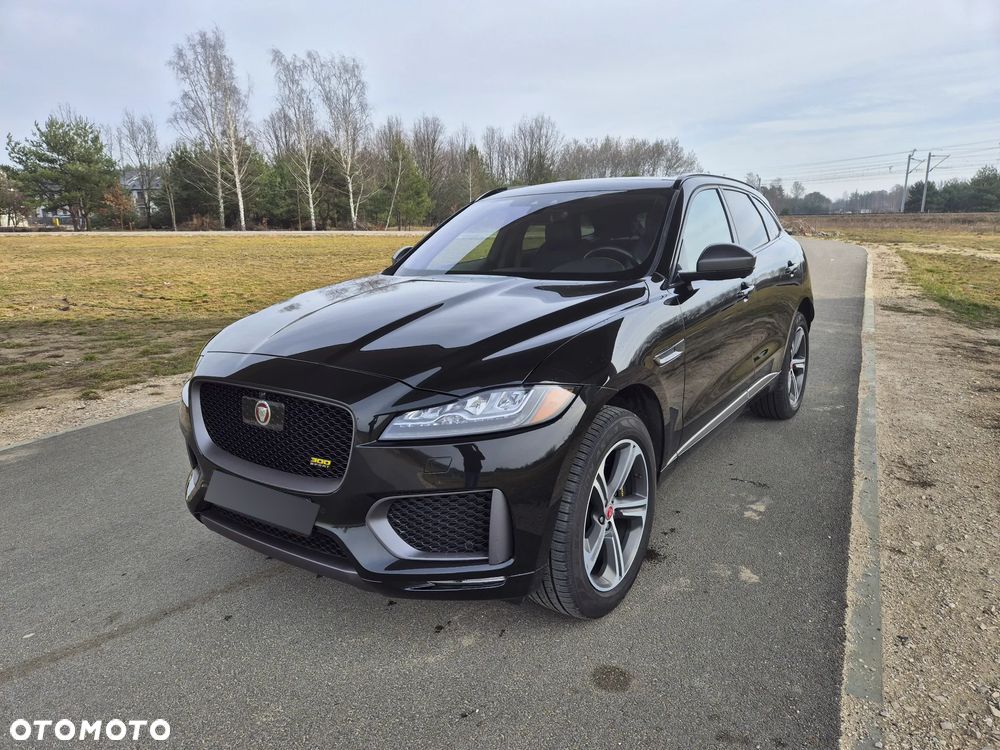 Jaguar F-Pace 2.0 i4P AWD 300 Sport - 1