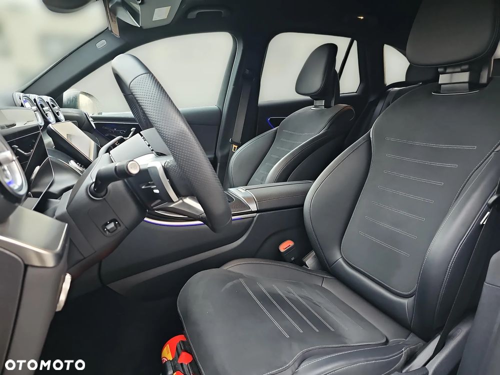 Mercedes-Benz GLC 200 d 4Matic 9G-TRONIC AMG Line Advanced - 10