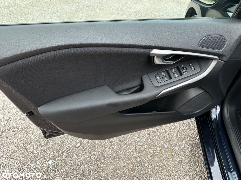 Volvo V40 D2 Drive-E Kinetic - 22