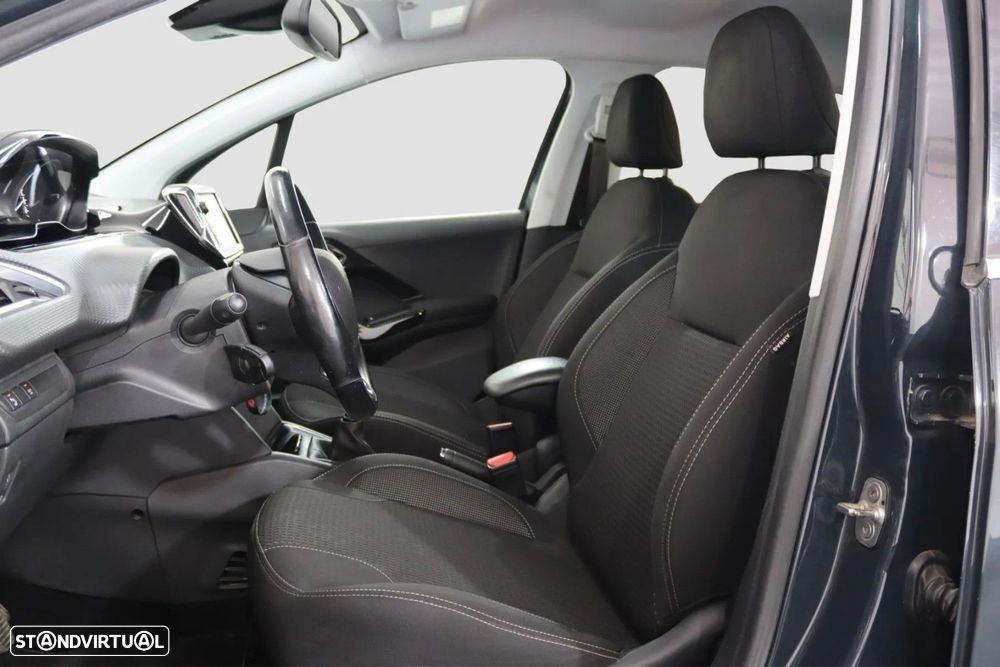 Peugeot 208 1.2 PureTech Allure - 13