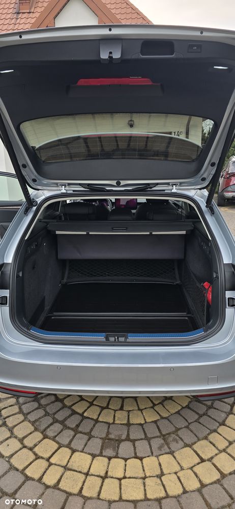 Skoda Superb 2.0 TDI SCR L&K DSG - 29