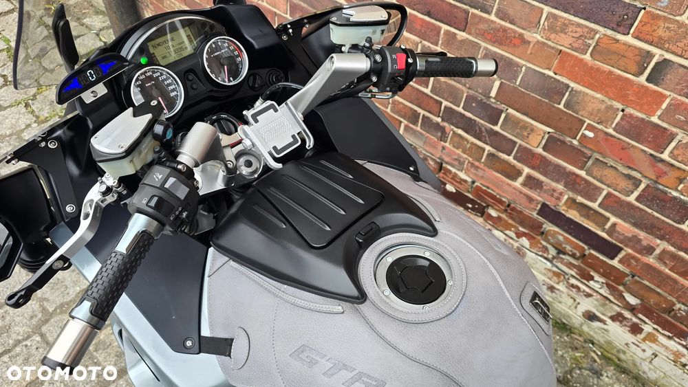 Kawasaki GTR - 13