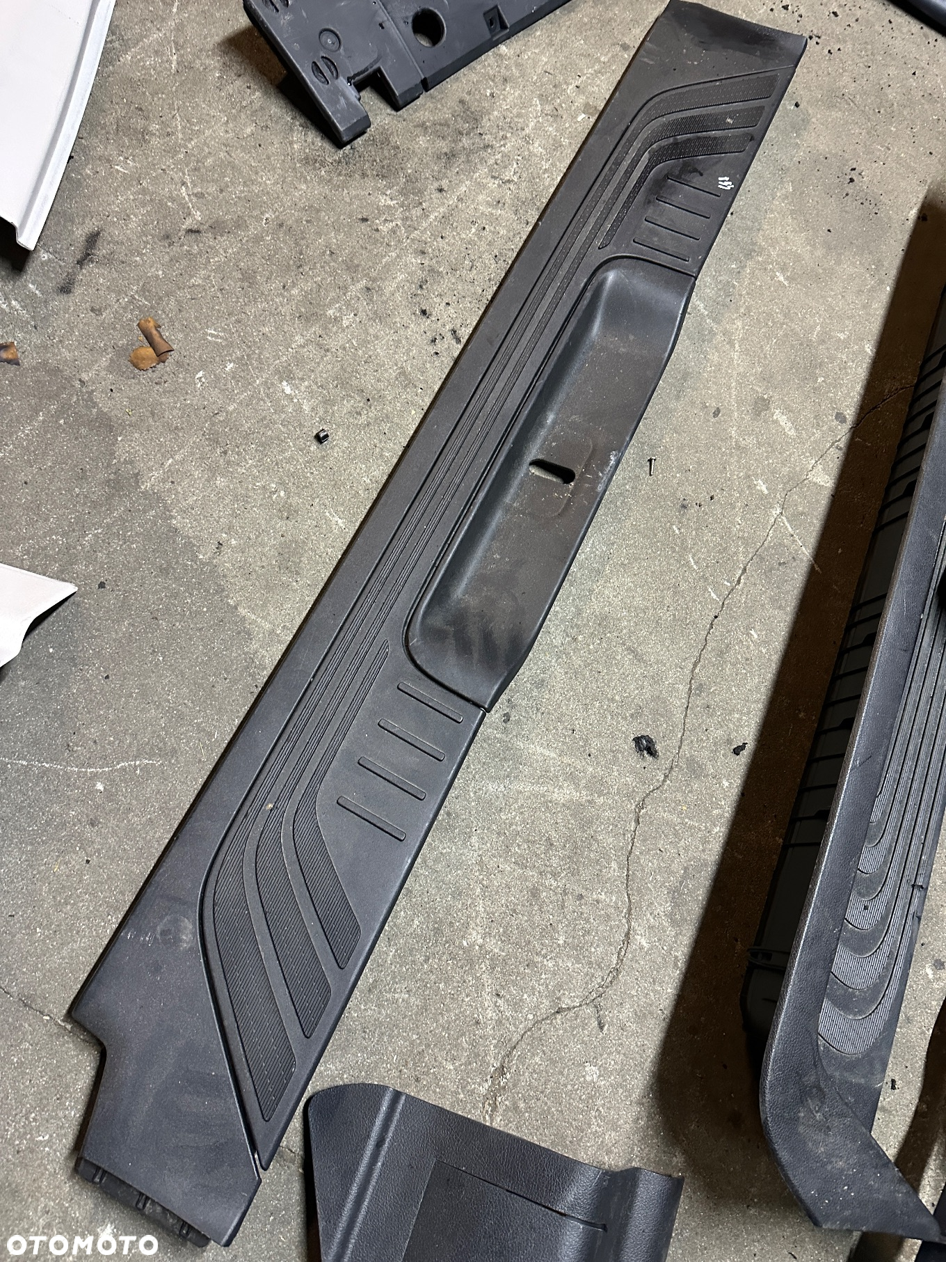 Mercedes 447 VITO V klasa słupek b D  plastik próg plastikowy - 10