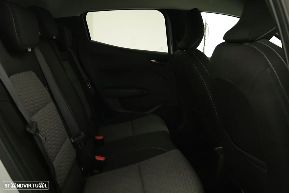 Renault Clio 1.0 TCe Evolution - 23