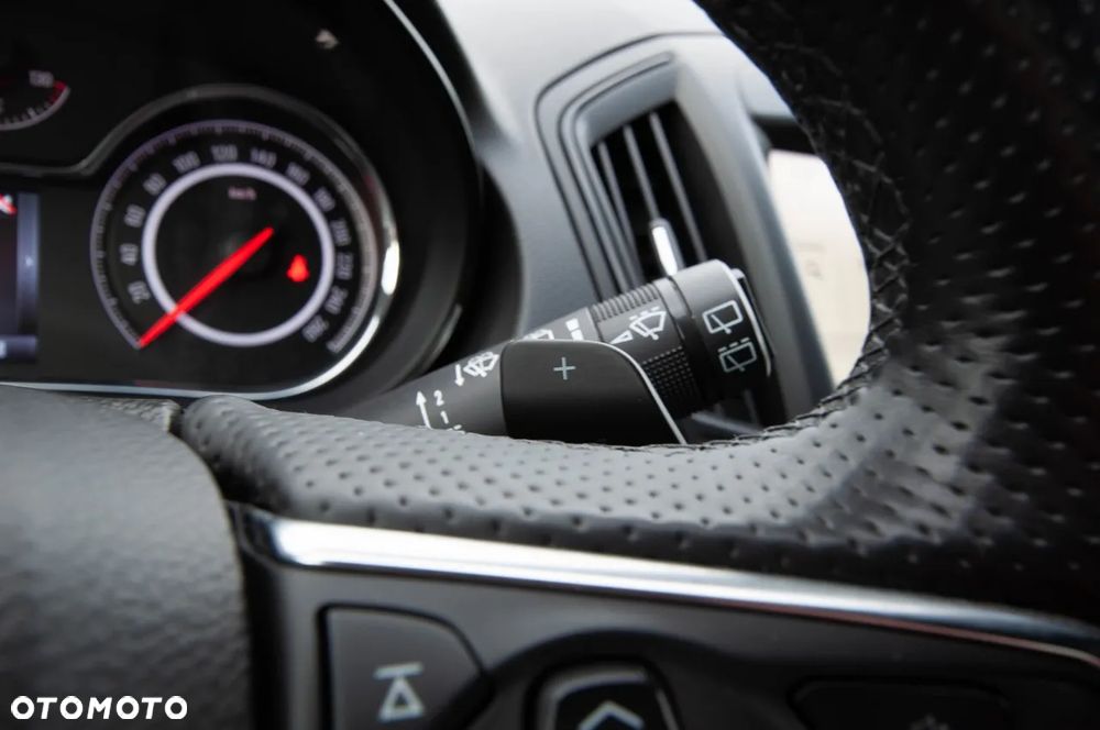 Opel Insignia 2.0 CDTI Edition - 28