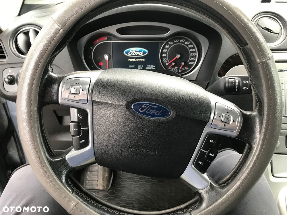 Ford Galaxy - 15