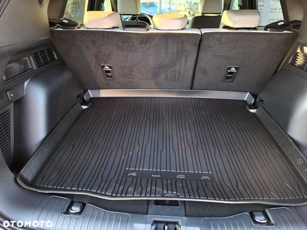 Ford Kuga 2.5 FHEV AWD Sound Edition eCVT - 12