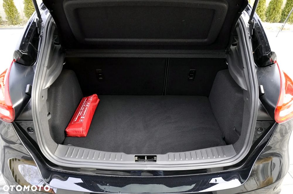 Ford Focus 1.0 EcoBoost Start-Stopp-System ST-LINE STYLE - 32