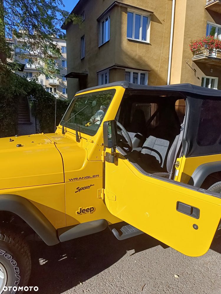 Jeep Wrangler - 7