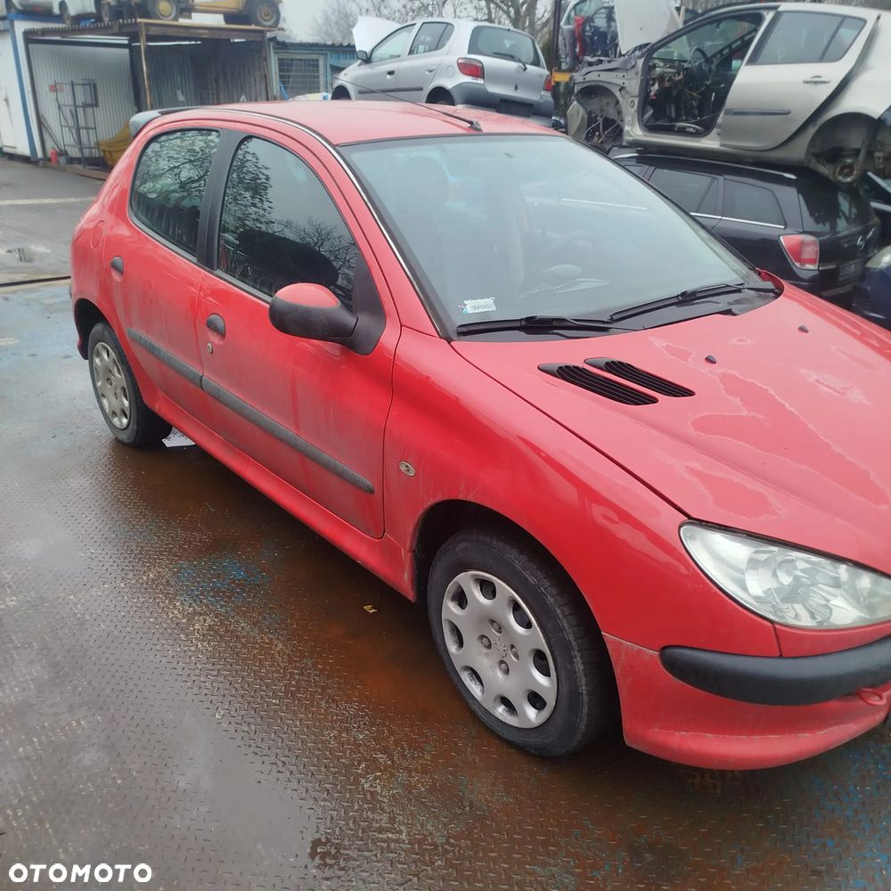 Peugeot 206 na części . - 3