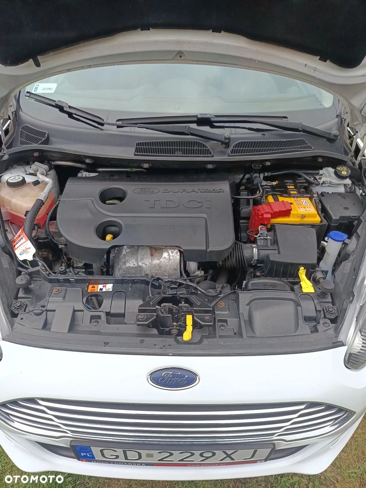 Ford Fiesta 1.5 TDCi SYNC Edition - 12