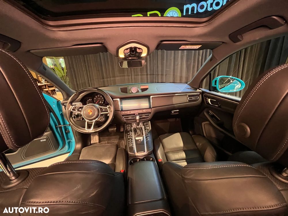 Porsche Macan - 29