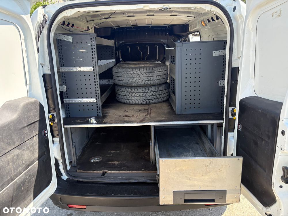 Fiat Doblo - 16