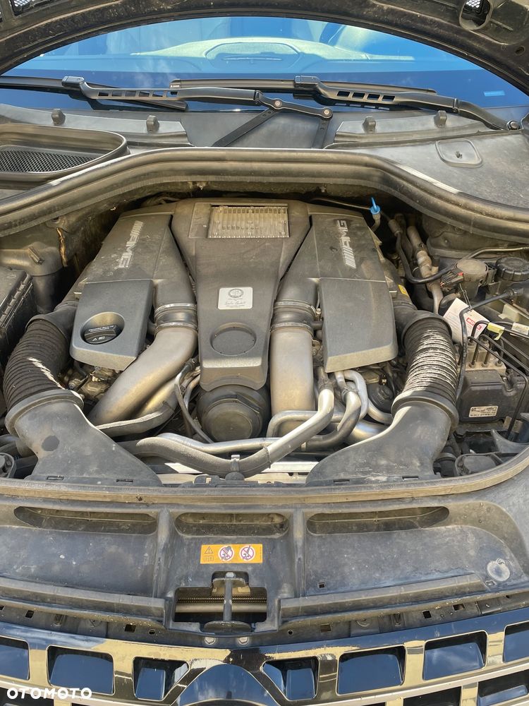 Mercedes-Benz ML 63 AMG 4-Matic - 17