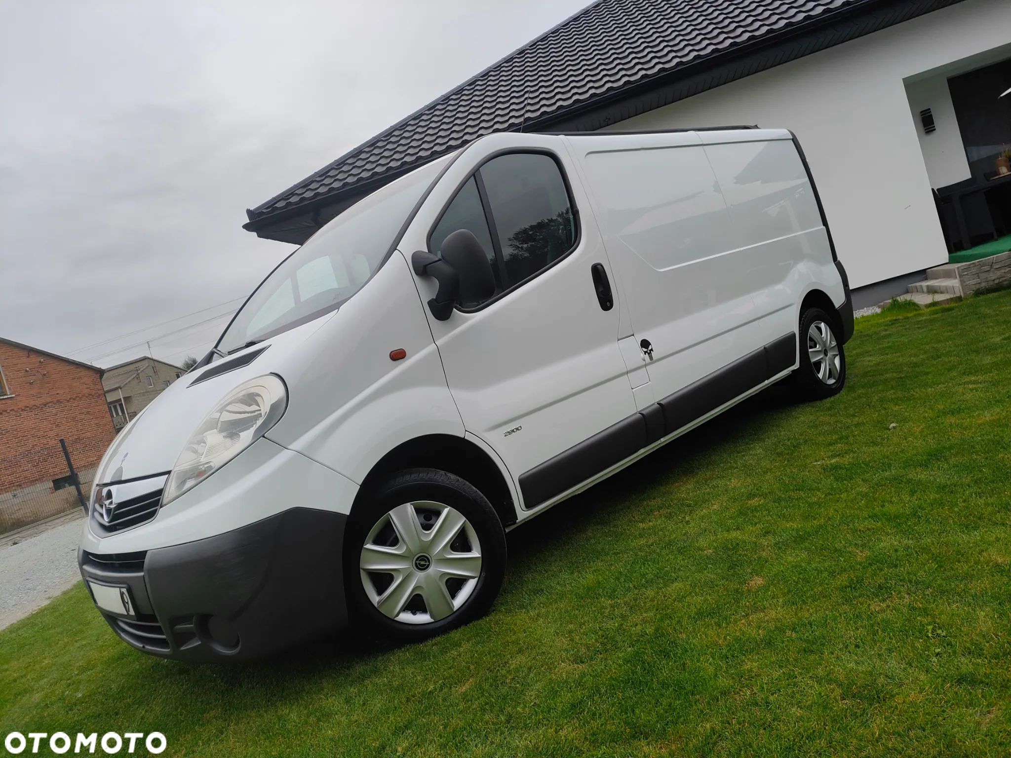 Opel VIVARO - 1