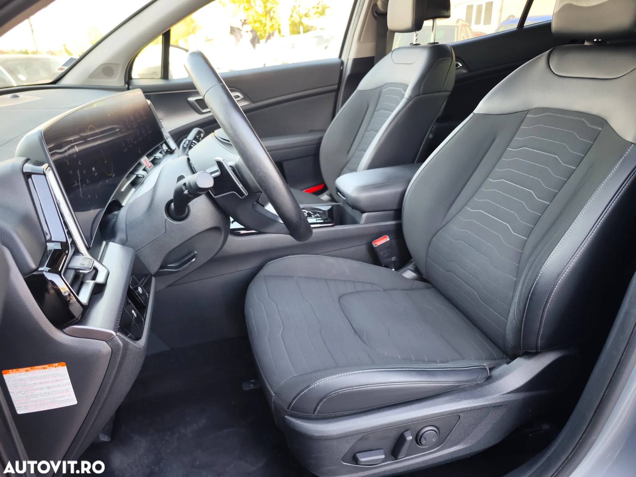 Kia Sportage 1.6 DSL MHEV 7DCT HP 4x2 Business Line - 11