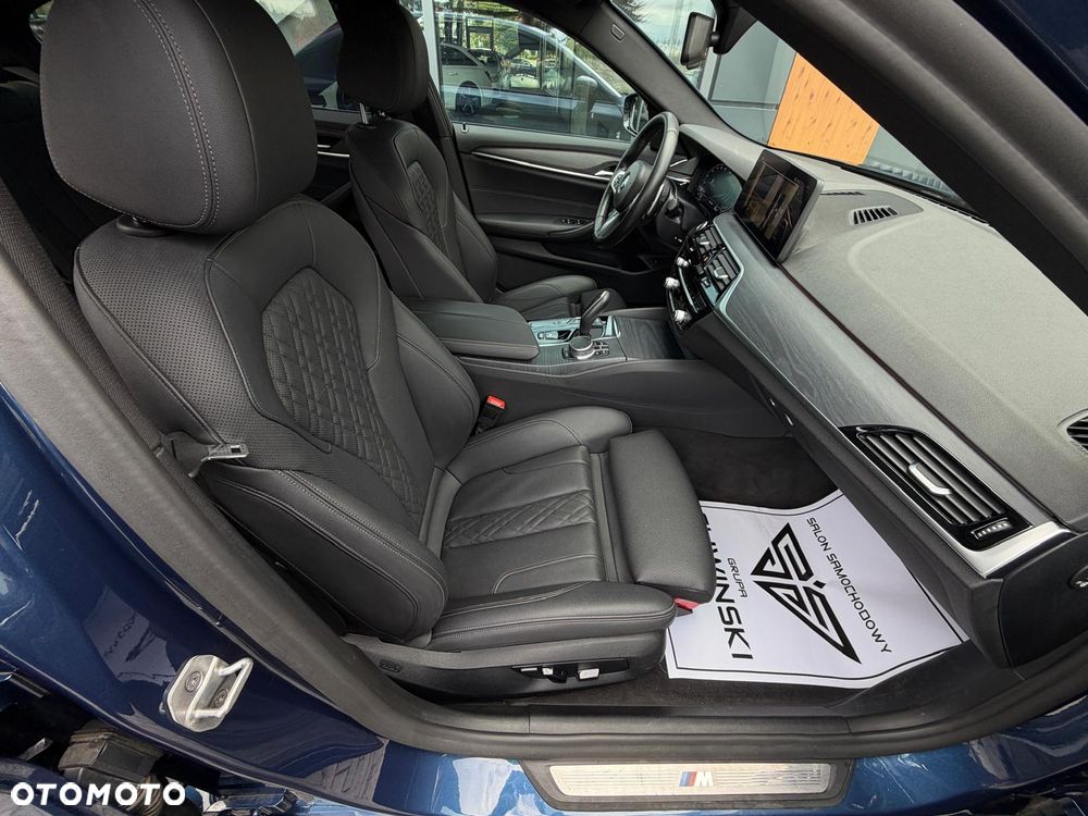 BMW Seria 5 530i xDrive mHEV M Sport sport - 18