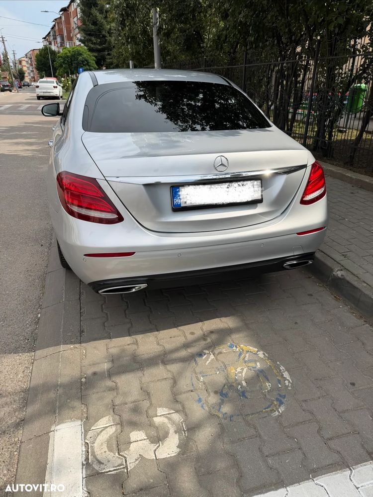 Mercedes-Benz E 220 d Aut. - 4