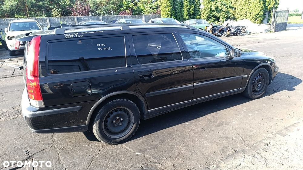 36367 Volvo V70 II model od 99-05 (05-07 lift) silnik 2.4 D5 163 km D5244T lakier 019-26 - 8
