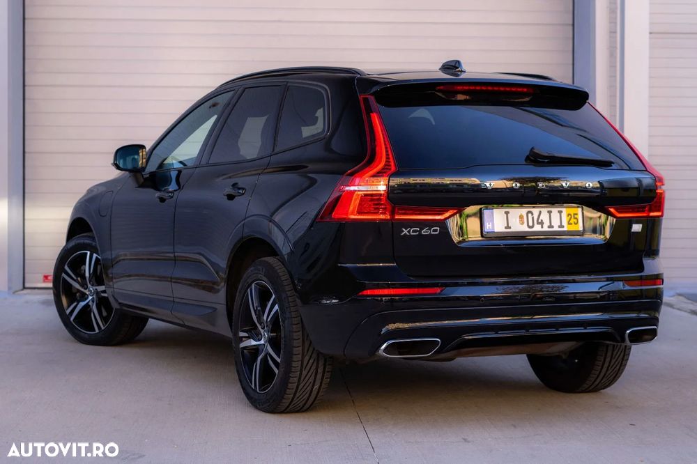 Volvo XC 60 Recharge T6 Twin Engine eAWD R-Design Expression - 4