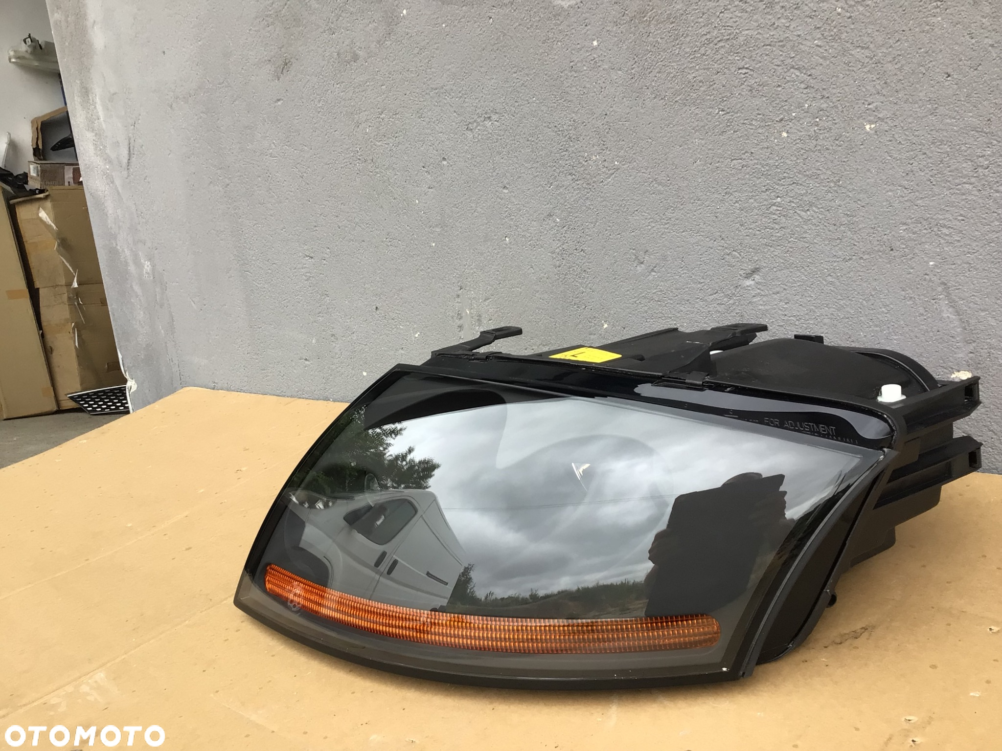 Lampa przednia lewa Audi TT 8N Zwykła - 2