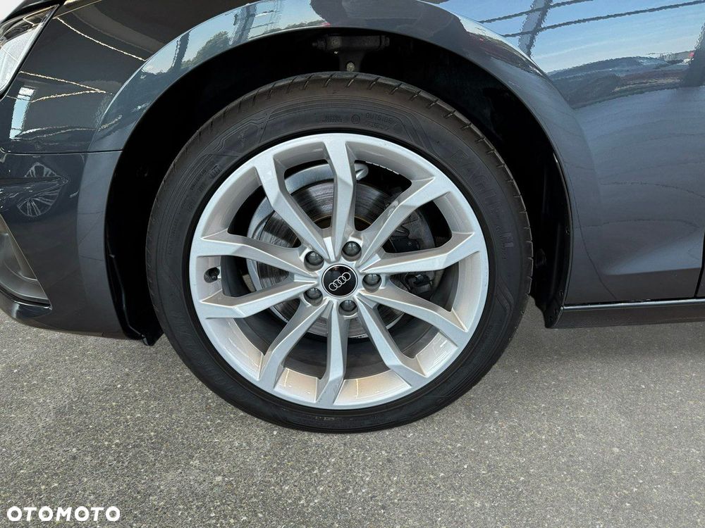 Audi A4 Avant - 11