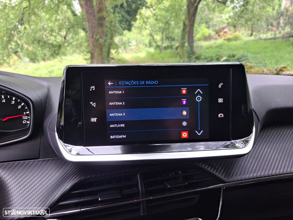 Peugeot 2008 1.5 BlueHDi Allure - 25