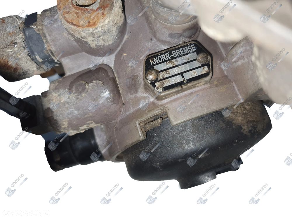 ZAWÓR PODSTAWA OSUSZACZA DAF XF 105 K014695 - 5