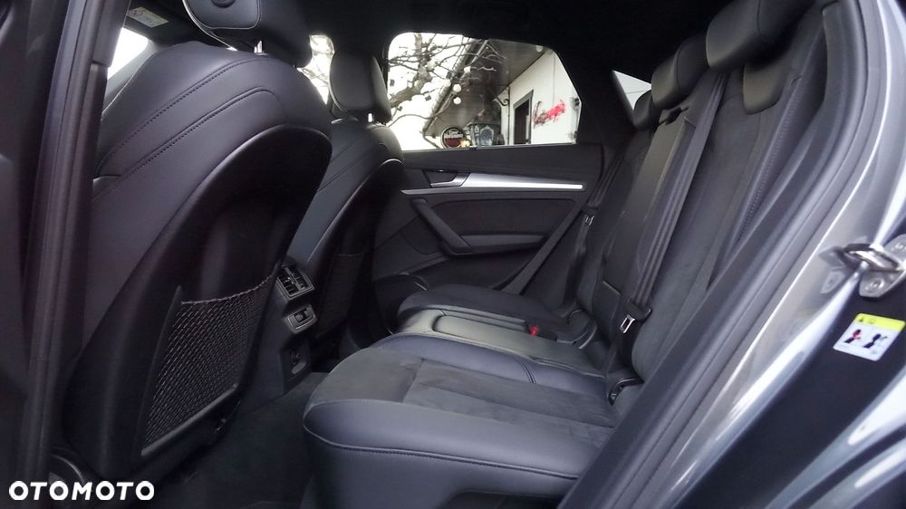 Audi Q5 Sportback - 24