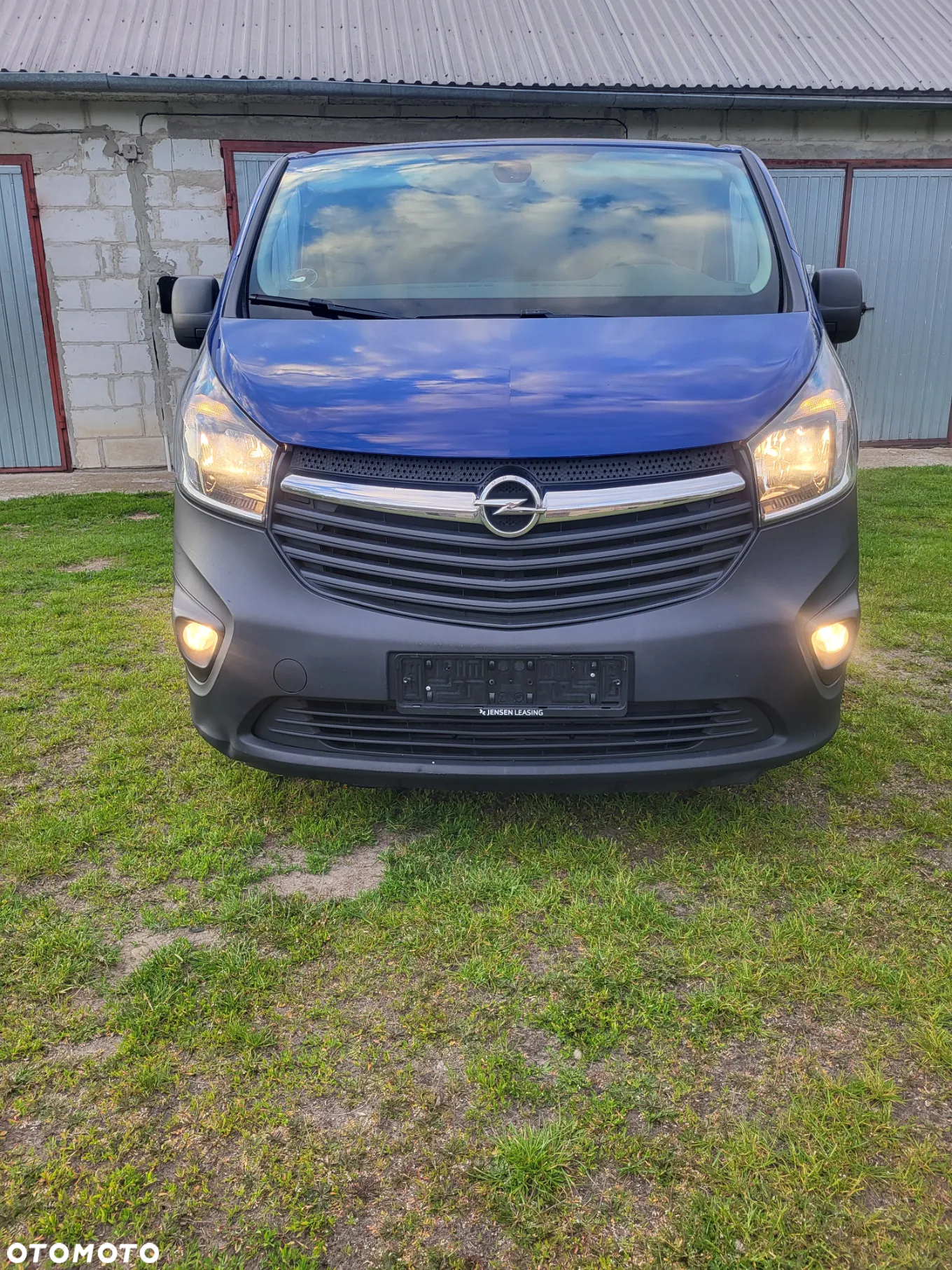 Nissan Nv300 - 9