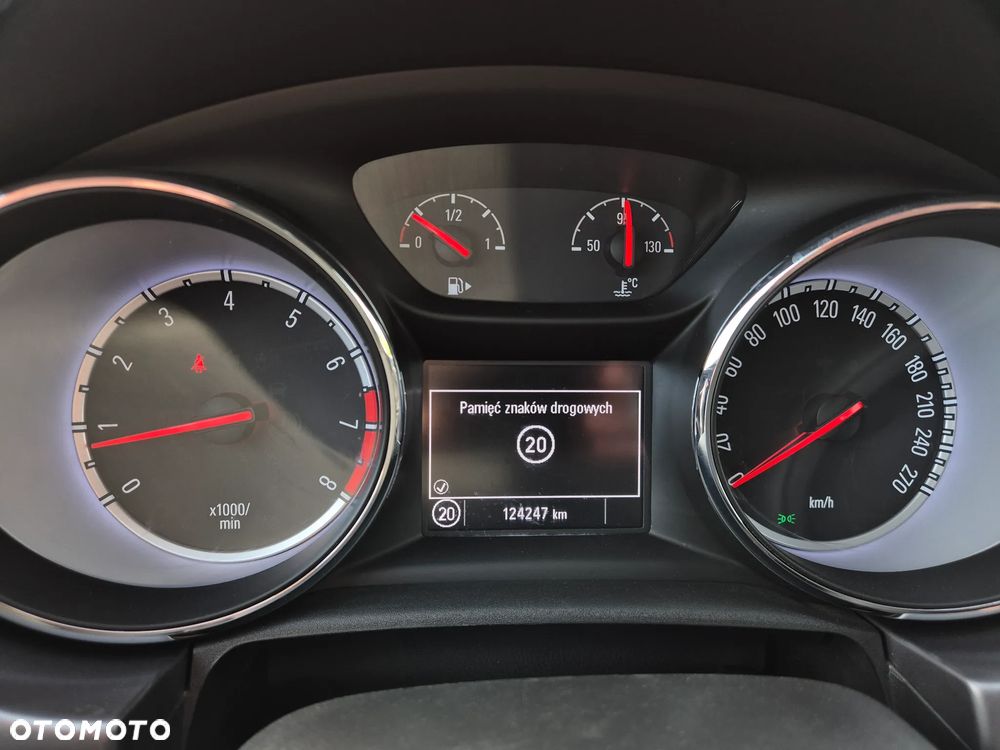 Opel Astra 1.4 Turbo Dynamic - 23