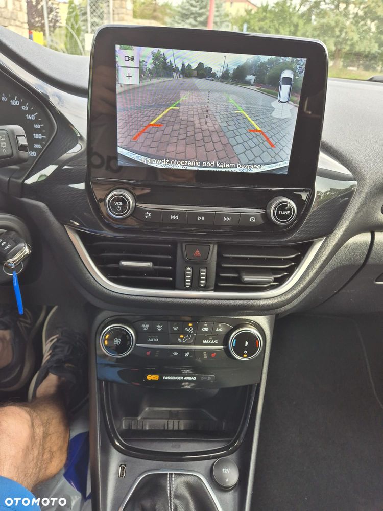 Ford Puma 1.0 EcoBoost Hybrid TITANIUM - 12