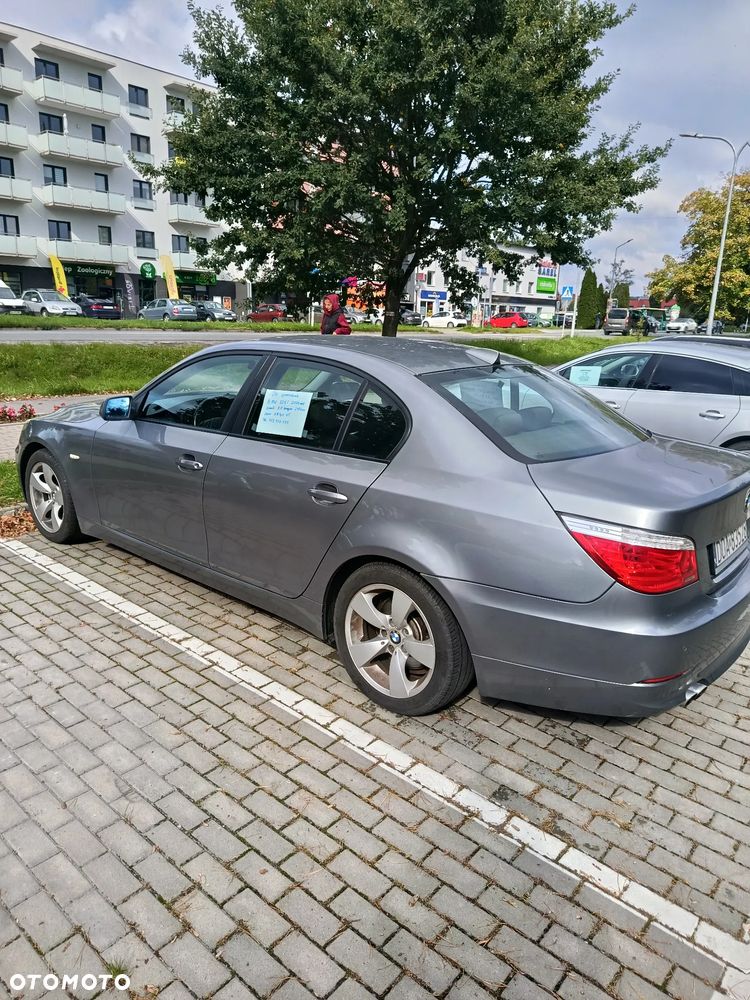 BMW Seria 5 525i - 6