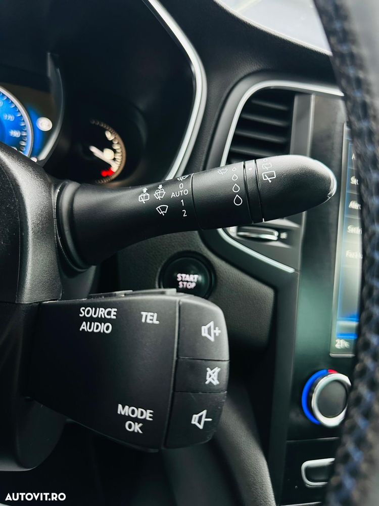 Renault Megane ENERGY dCi 130 GT LINE - 28