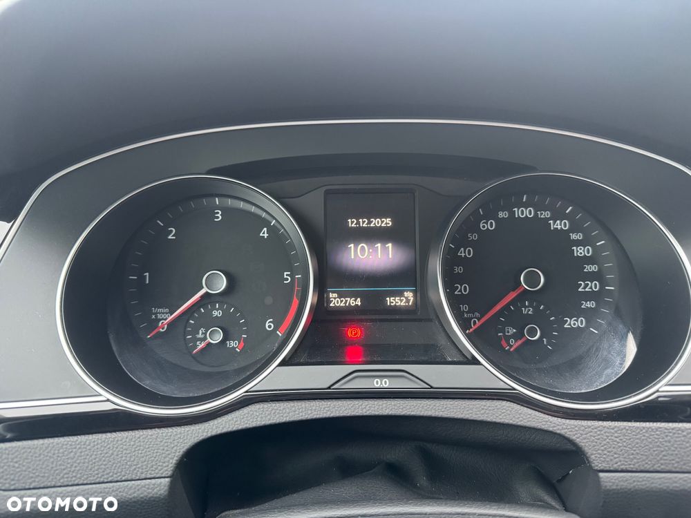 Volkswagen Passat 2.0 TDI (BlueMotion Technology) DSG Comfortline - 21