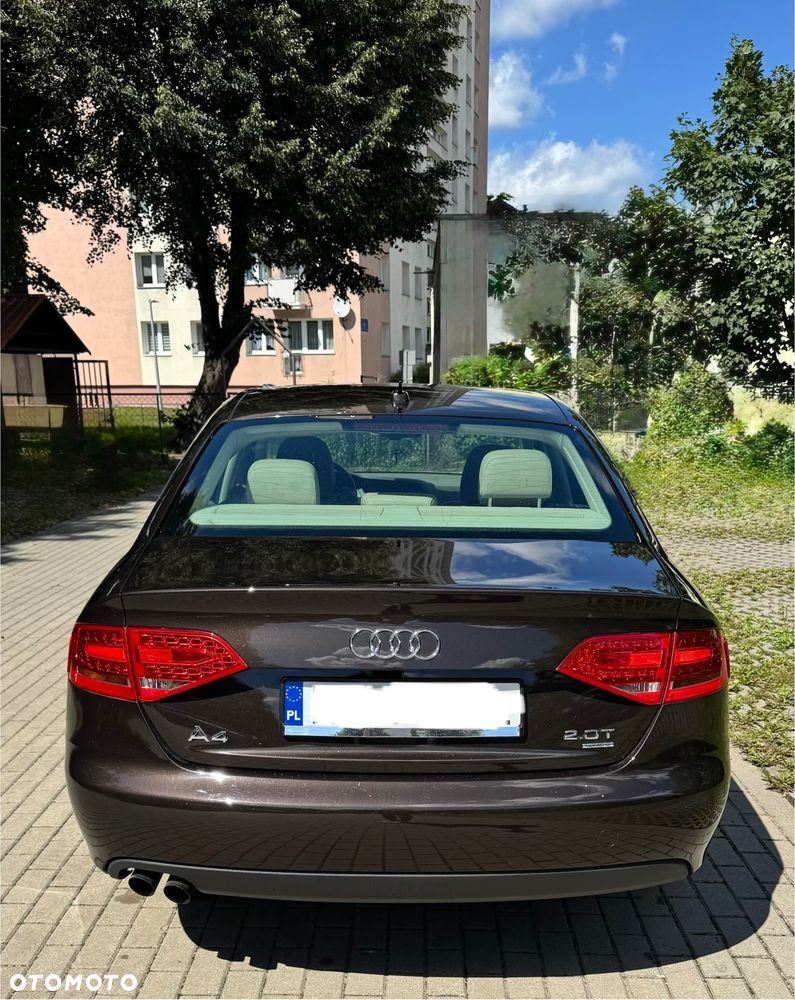 Audi A4 Limousine - 7