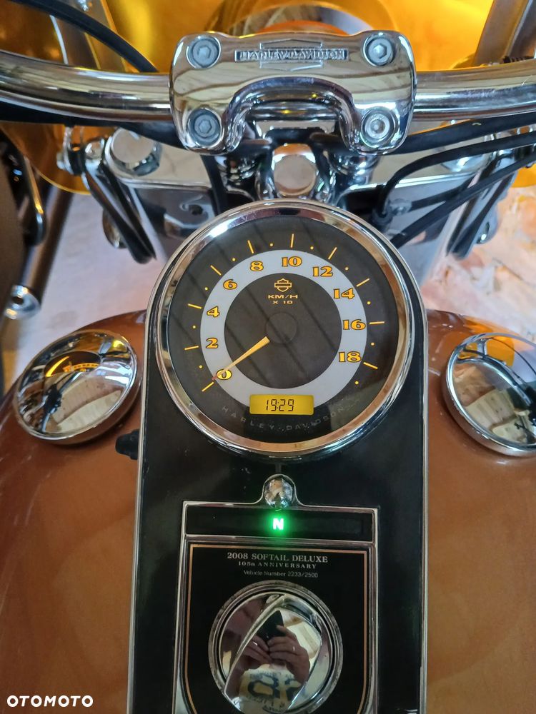 Harley-Davidson Softail Deluxe - 12