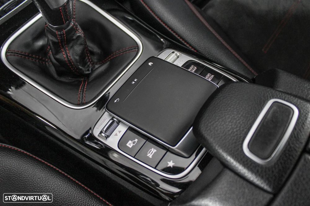 Mercedes-Benz A 160 AMG Line - 40