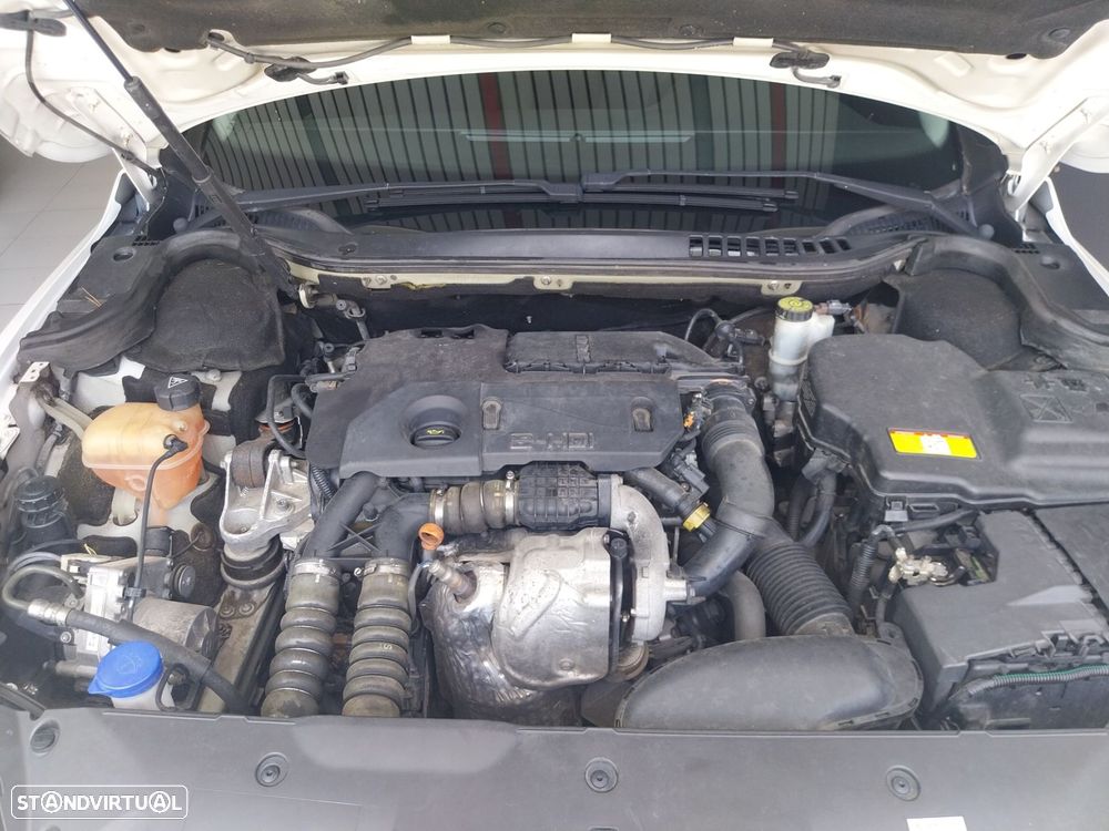 Peugeot 508 SW 1.6 e-HDi Active 2-Tronic 105g - 14