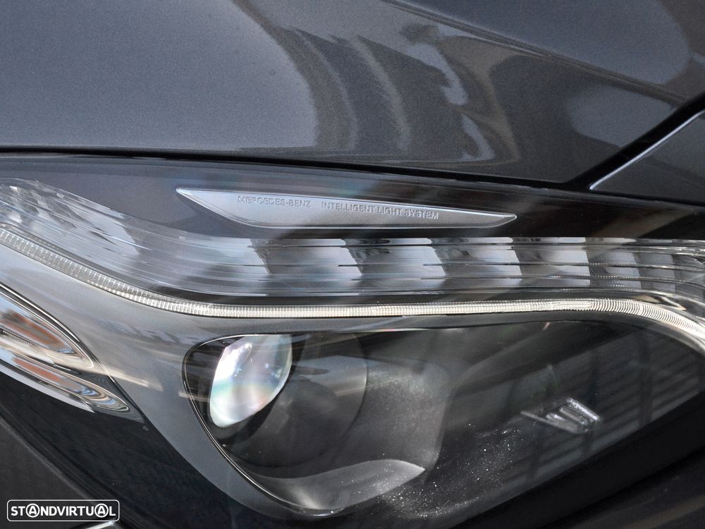 Mercedes-Benz SL 350 Standard - 37