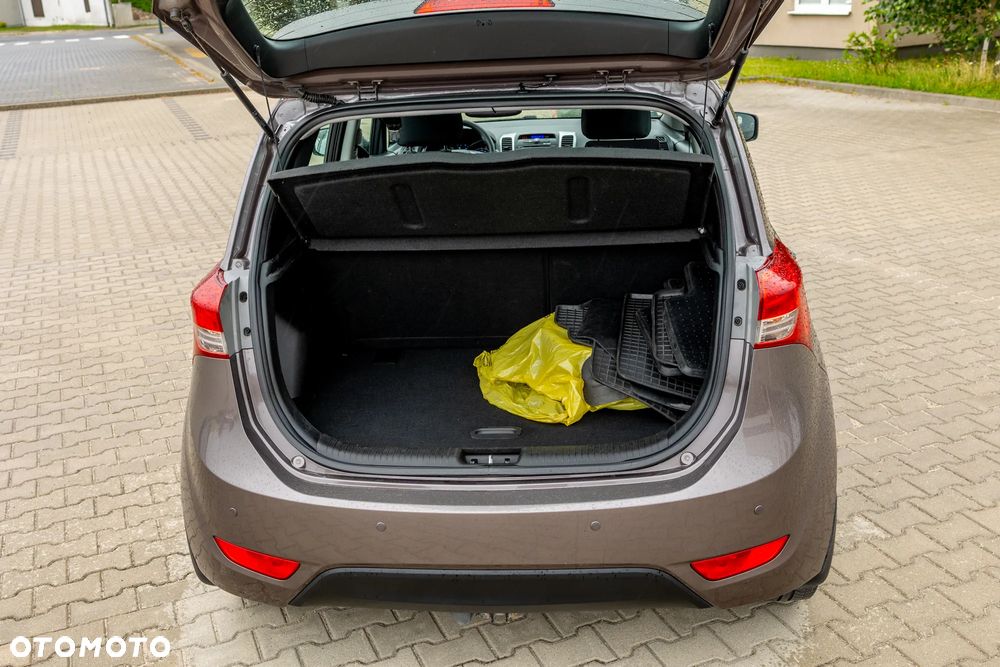 Hyundai ix20 1.4 Classic + - 23