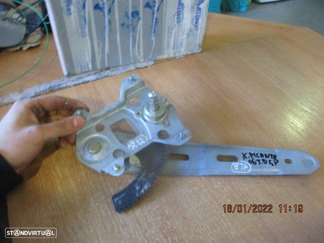Elevador Manual 83401207000 KIA PICANTO 2006 5P TD KIA PICANTO 2004 1.0 61CV 5P CINZA TD - 5